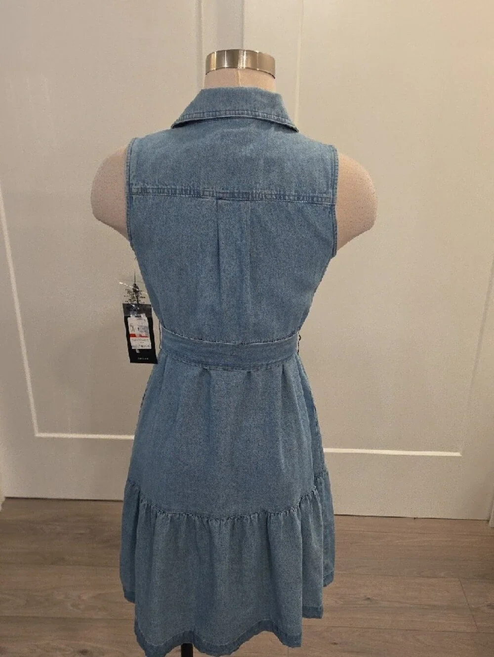 Jones NY lightweight  Blue Denim Sleeveless Button closure Dress PXS  NWTS - Picture 5 of 8